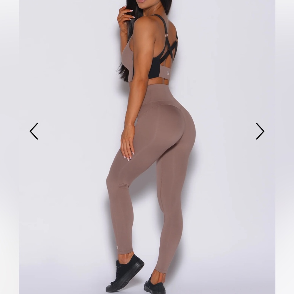 Bombshell sportswear Snatched waist set …Top S.. Leggings XS